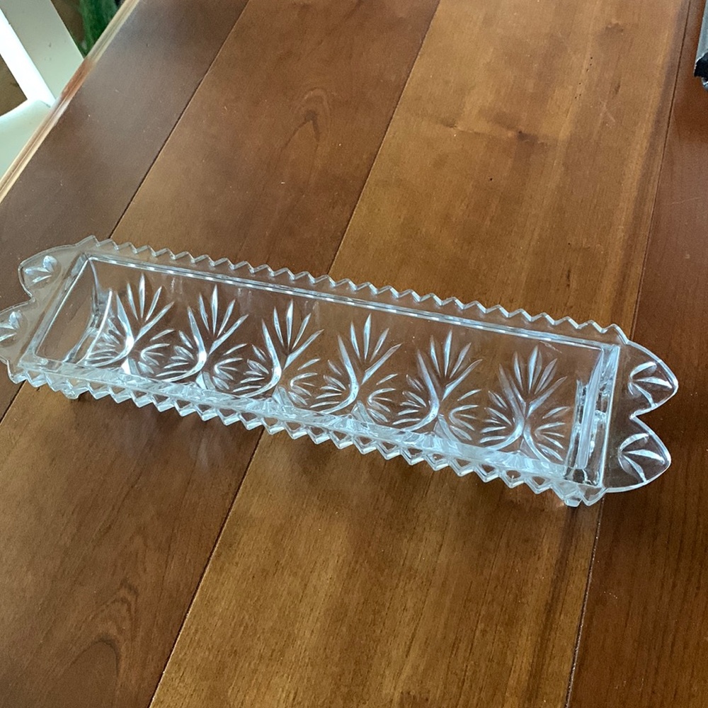 Celery/Cracker Tray